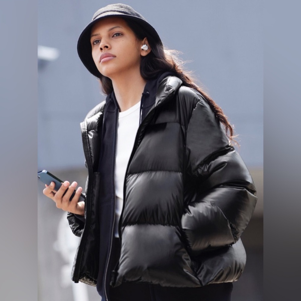 UNIQLO Ultra Light Down Puffer Jacket NWT